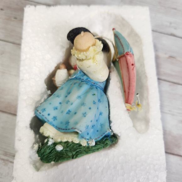 Enesco Mary's Moo Moos Spring Is In The Air Figurine NEW - Picture 7 of 8